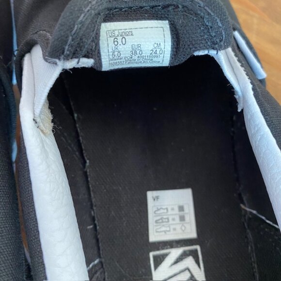 Vans Black Slip-on Sneakers - Size 6 - Picture 7 of 9